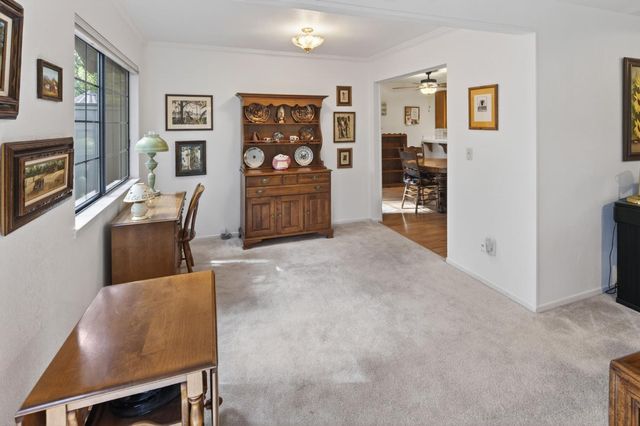 7440 W Black Tree Ln, Citrus Heights, CA 95610