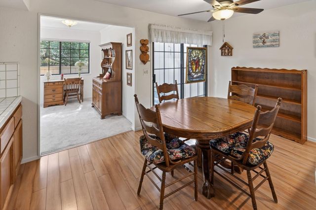 7440 W Black Tree Ln, Citrus Heights, CA 95610