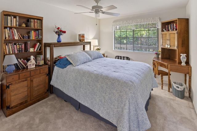 7440 W Black Tree Ln, Citrus Heights, CA 95610
