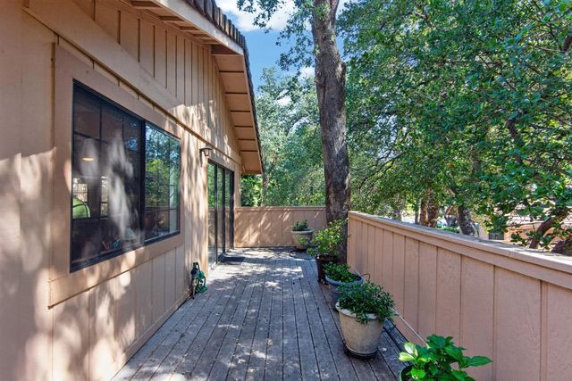 7440 W Black Tree Ln, Citrus Heights, CA 95610