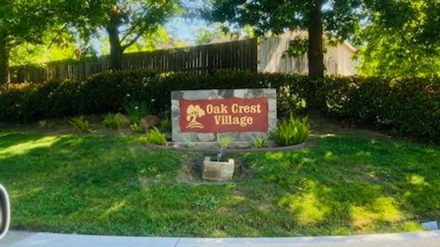 7440 W Black Tree Ln, Citrus Heights, CA 95610