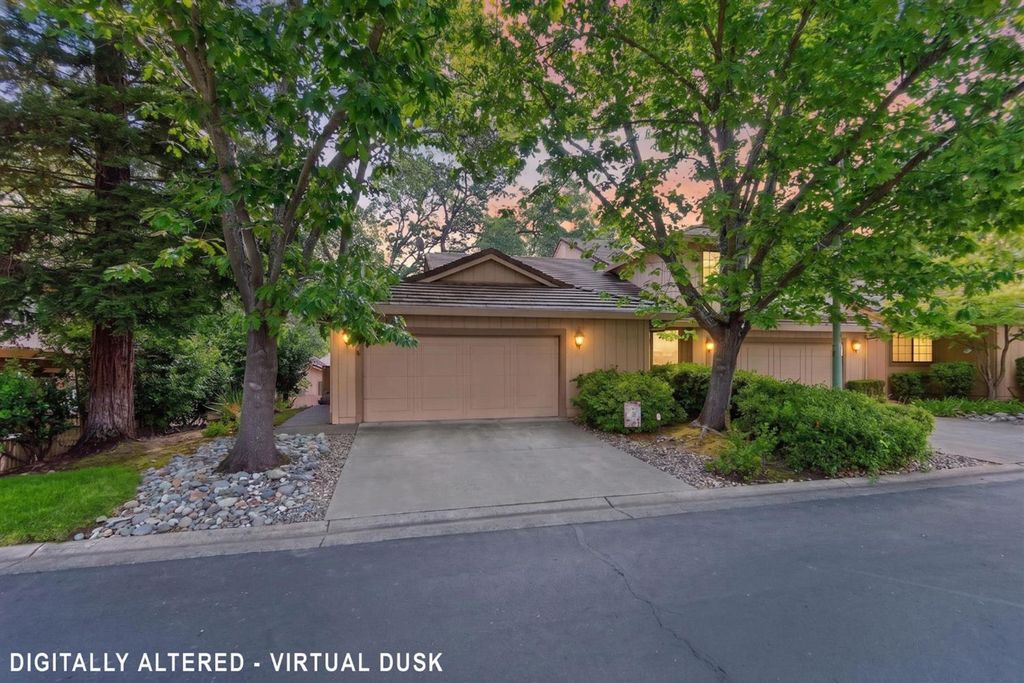 7440 W Black Tree Ln, Citrus Heights, CA 95610