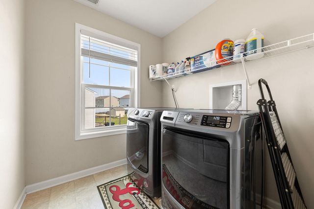 34 FAYE DR, Bunker Hill, WV 25413