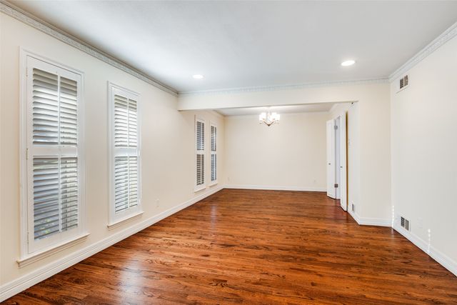 9606 Millridge Circle, Dallas, TX 75243