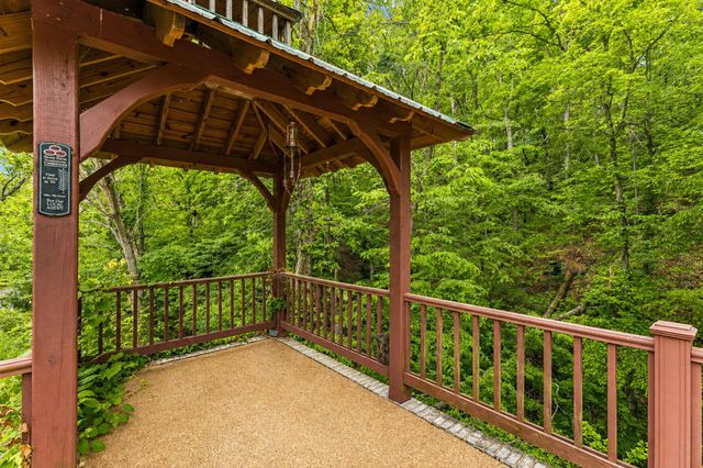 831 Defeated Creek Rd, Centerville, TN 37033