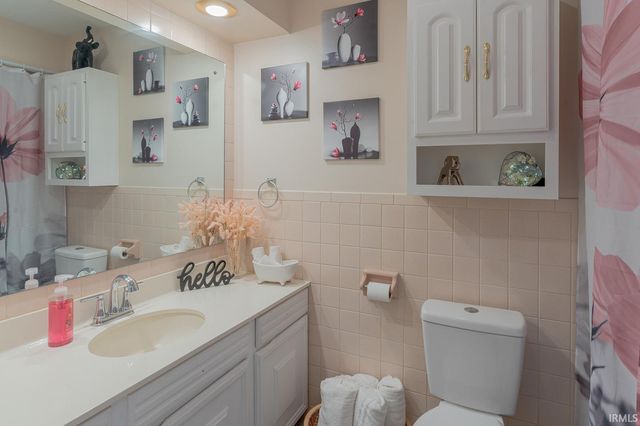 140 Manchester Drive, Mishawaka, IN 46544