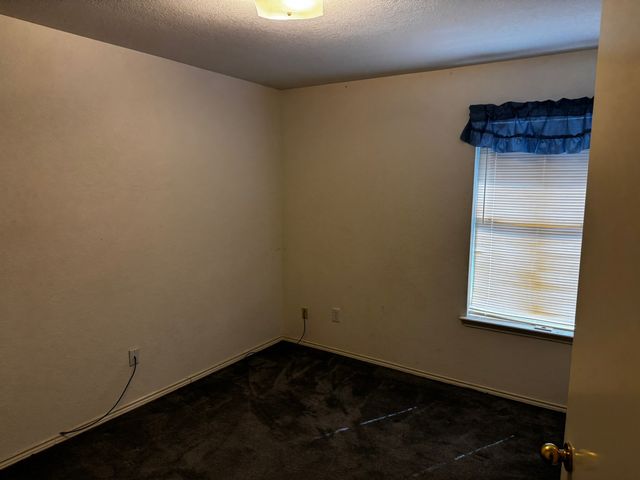 2836 Saint Johns Avenue, Lancaster, TX 75146