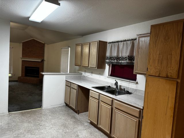 2836 Saint Johns Avenue, Lancaster, TX 75146