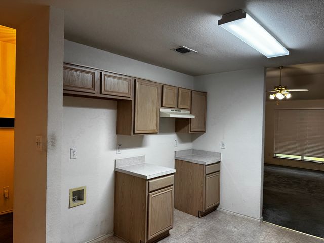 2836 Saint Johns Avenue, Lancaster, TX 75146