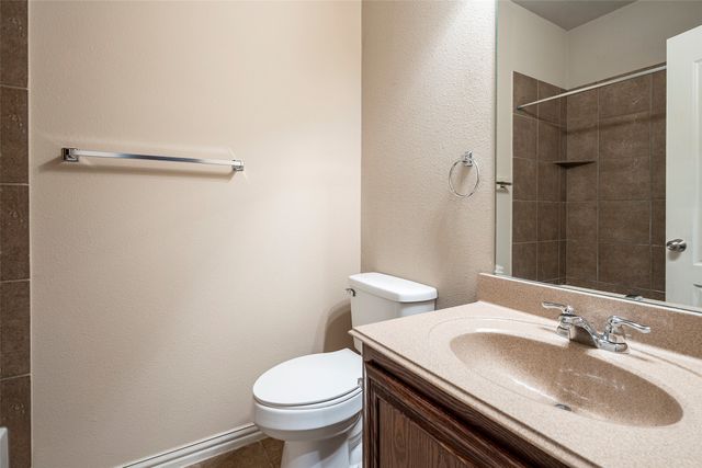 436 Northbrook Avenue, Oak Point, TX 75068