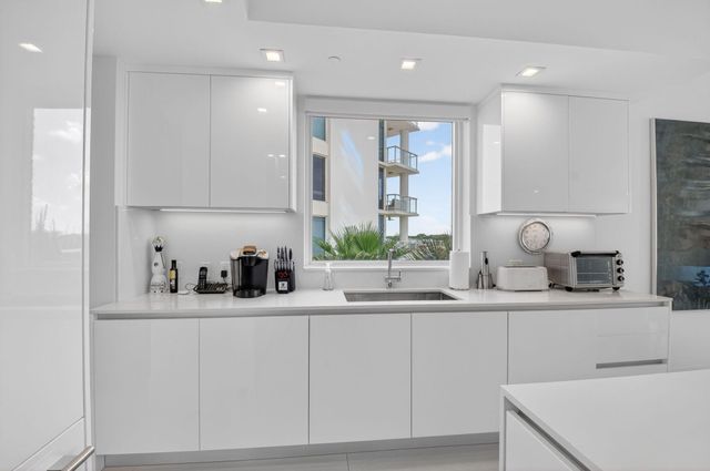 20155 Boca West Drive B401, Boca Raton, FL 33434