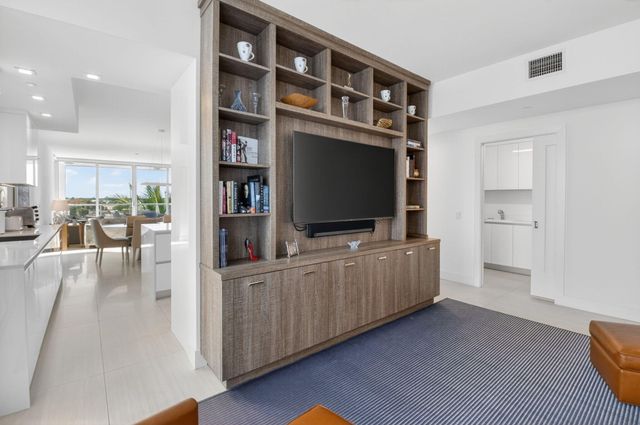 20155 Boca West Drive B401, Boca Raton, FL 33434