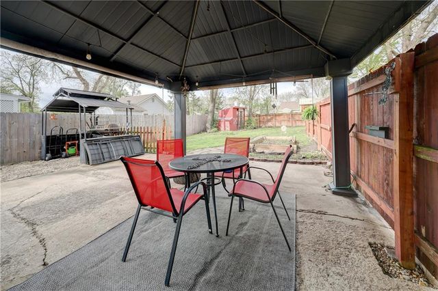 513 S Water Street, Olathe, KS 66061