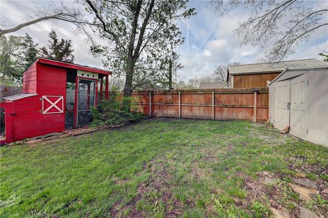 513 S Water Street, Olathe, KS 66061