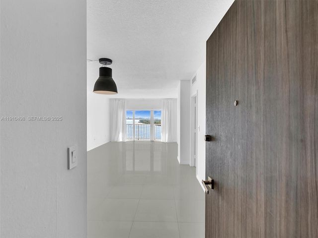 300 Bayview Drive 902, Sunny Isles Beach, FL 33160