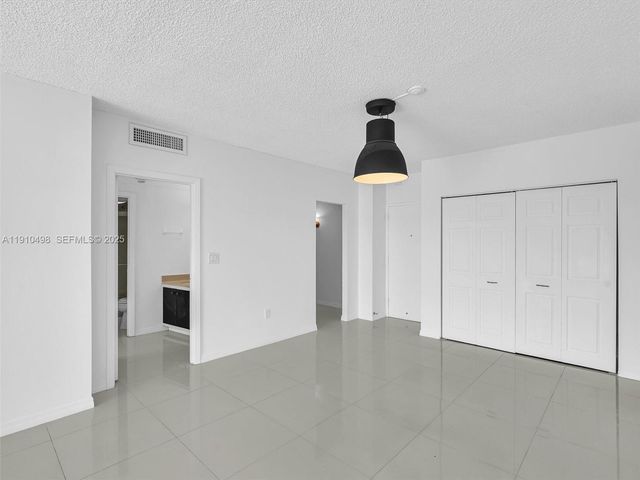 300 Bayview Drive 902, Sunny Isles Beach, FL 33160