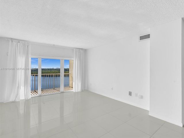 300 Bayview Drive 902, Sunny Isles Beach, FL 33160