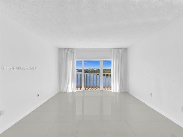 300 Bayview Drive 902, Sunny Isles Beach, FL 33160
