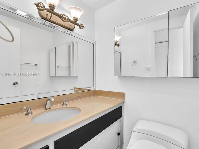 300 Bayview Drive 902, Sunny Isles Beach, FL 33160