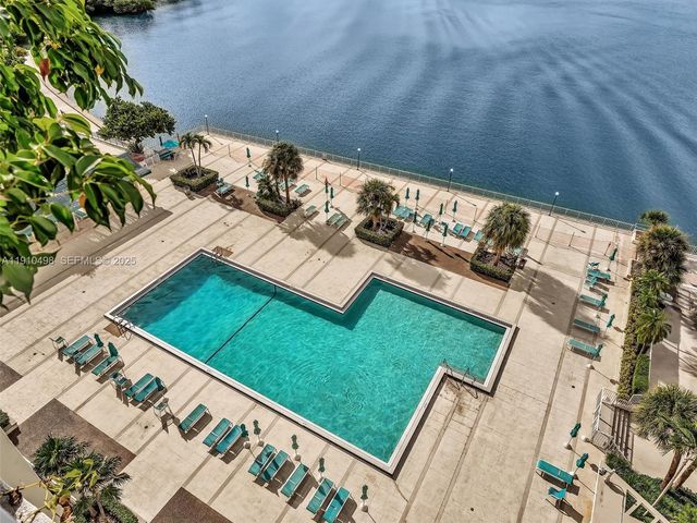 300 Bayview Drive 902, Sunny Isles Beach, FL 33160