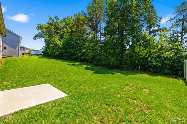 512 Hickory Knoll Drive, Troy, MO 63379