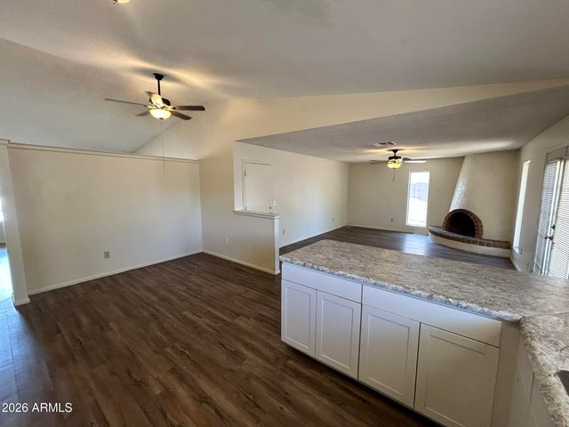3226 N SYCAMORE Place, Chandler, AZ 85224