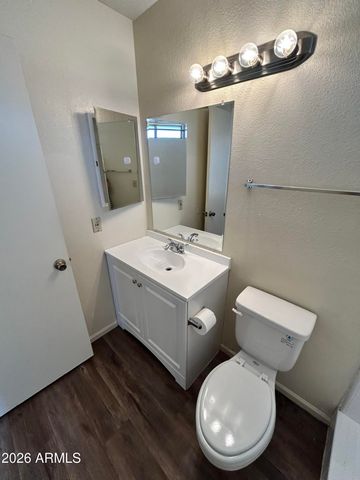 3226 N SYCAMORE Place, Chandler, AZ 85224