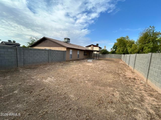 3226 N SYCAMORE Place, Chandler, AZ 85224