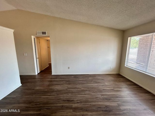 3226 N SYCAMORE Place, Chandler, AZ 85224