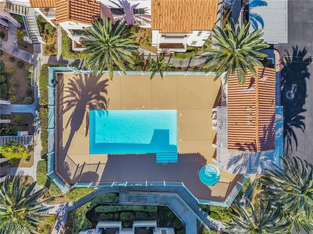 4893 South Torrey Pines Drive 202, Las Vegas, NV 89103