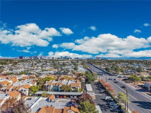 4893 South Torrey Pines Drive 202, Las Vegas, NV 89103