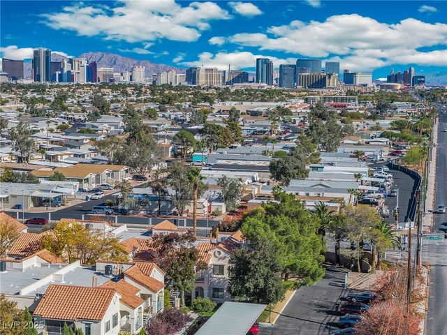 4893 South Torrey Pines Drive 202, Las Vegas, NV 89103