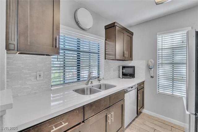 4893 South Torrey Pines Drive 202, Las Vegas, NV 89103