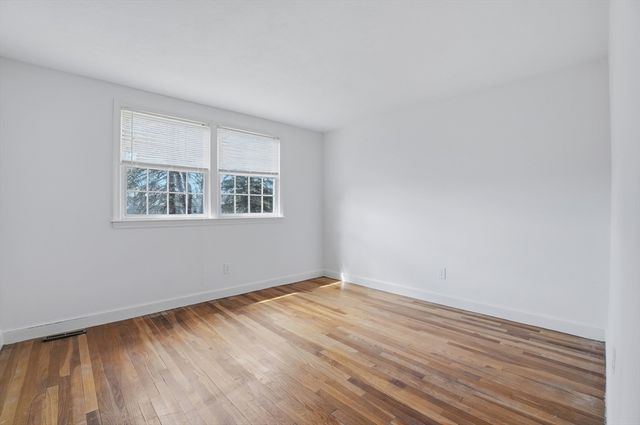 6 Pine Knoll Road, Franklin, MA 02038