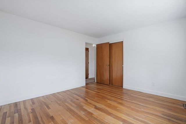 6 Pine Knoll Road, Franklin, MA 02038