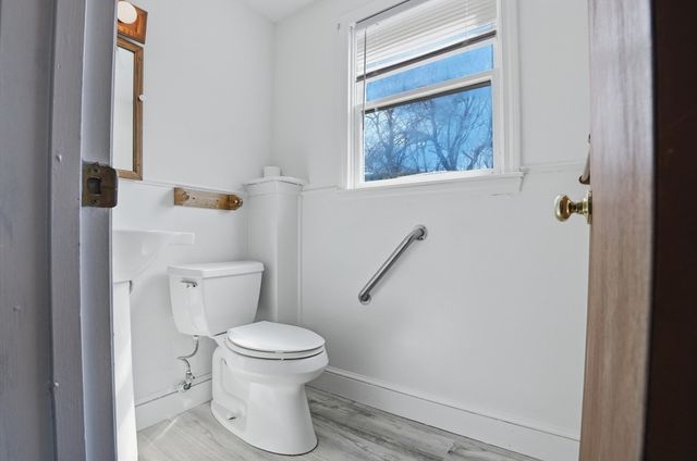 6 Pine Knoll Road, Franklin, MA 02038