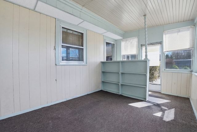 6 Pine Knoll Road, Franklin, MA 02038