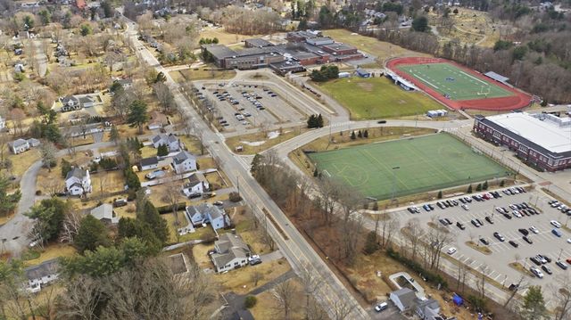 6 Pine Knoll Road, Franklin, MA 02038