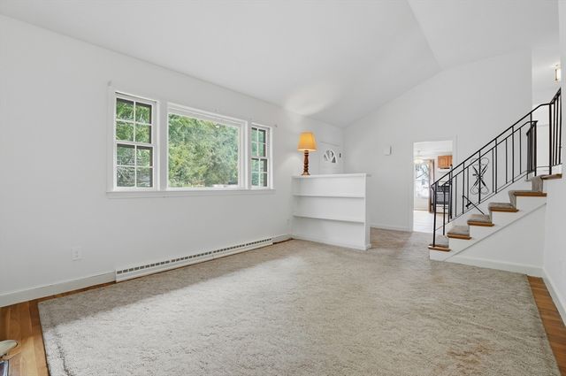 6 Pine Knoll Road, Franklin, MA 02038