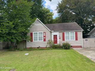 1407 Grand Avenue, Yazoo City, MS 39194