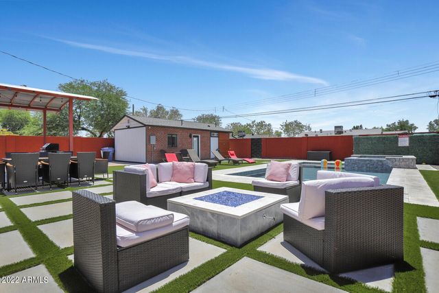 2235 E HEATHERBRAE Drive, Phoenix, AZ 85016