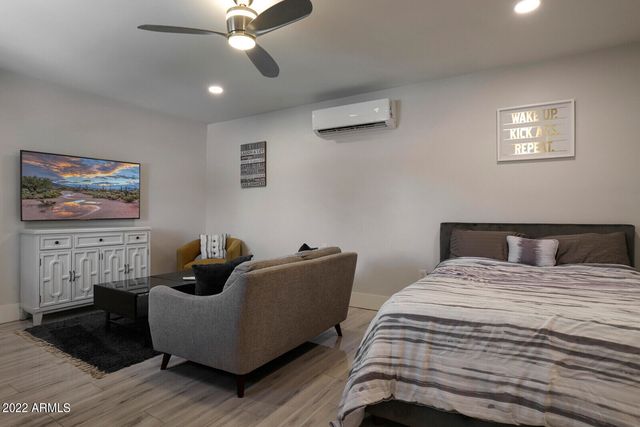 2235 E HEATHERBRAE Drive, Phoenix, AZ 85016