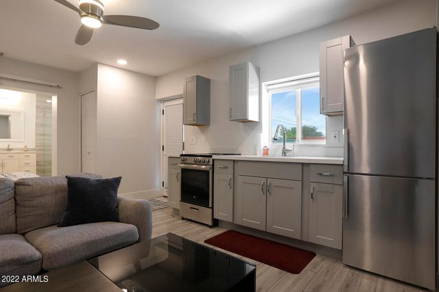 2235 E HEATHERBRAE Drive, Phoenix, AZ 85016