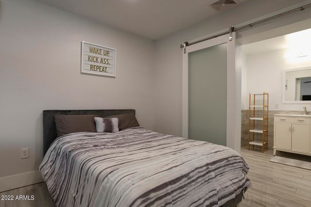 2235 E HEATHERBRAE Drive, Phoenix, AZ 85016