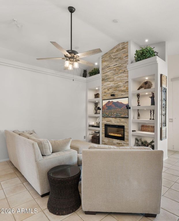 Image 10 of property listing at 4326 E DESERT SKY Court, Cave Creek, AZ 85331