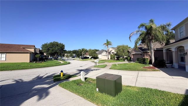4712 MAPLETREE LOOP, Wesley Chapel, FL 33544