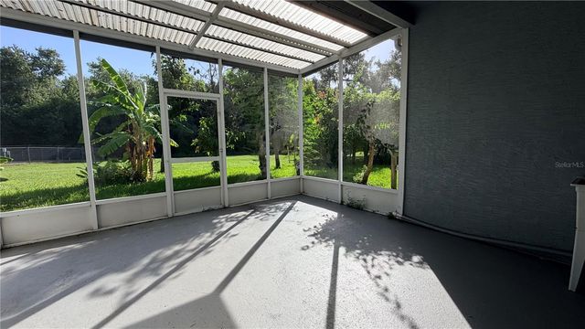 4712 MAPLETREE LOOP, Wesley Chapel, FL 33544