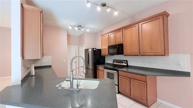 4712 MAPLETREE LOOP, Wesley Chapel, FL 33544
