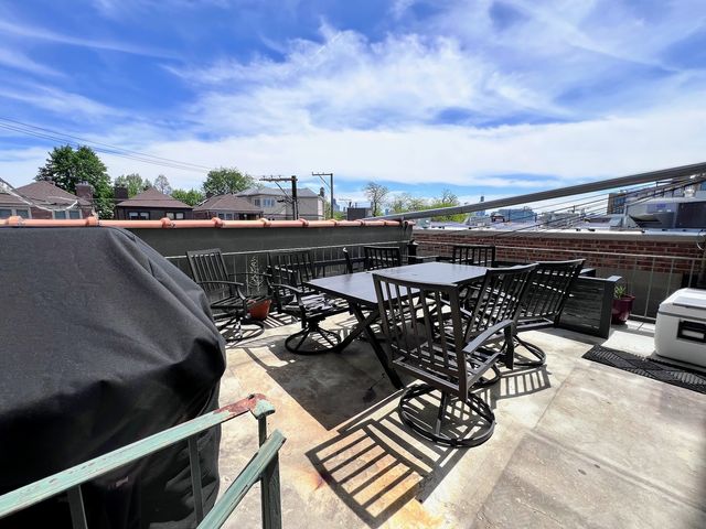 2129 N Southport Avenue 2C, Chicago, IL 60614