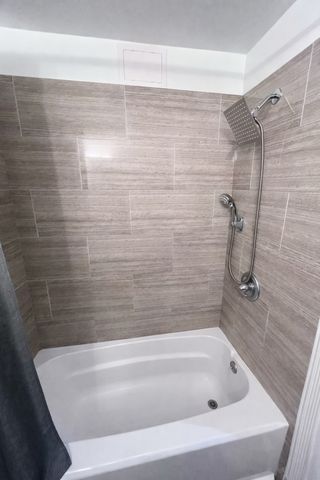 2129 N Southport Avenue 2C, Chicago, IL 60614